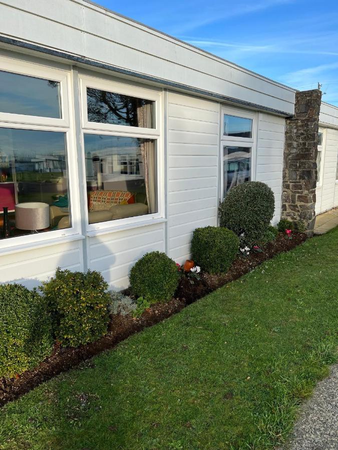 Coastal Cabin Chalet Roch المظهر الخارجي الصورة
